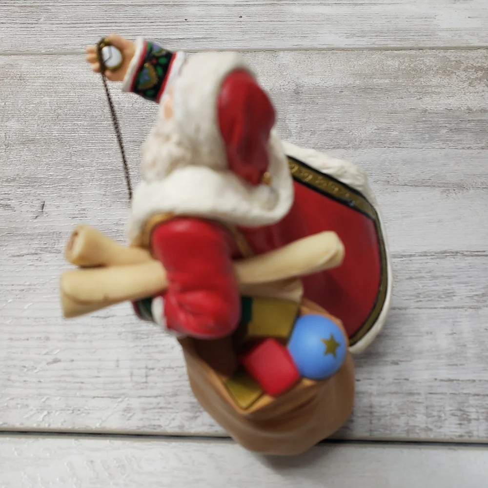 Hallmark 2001 ornament